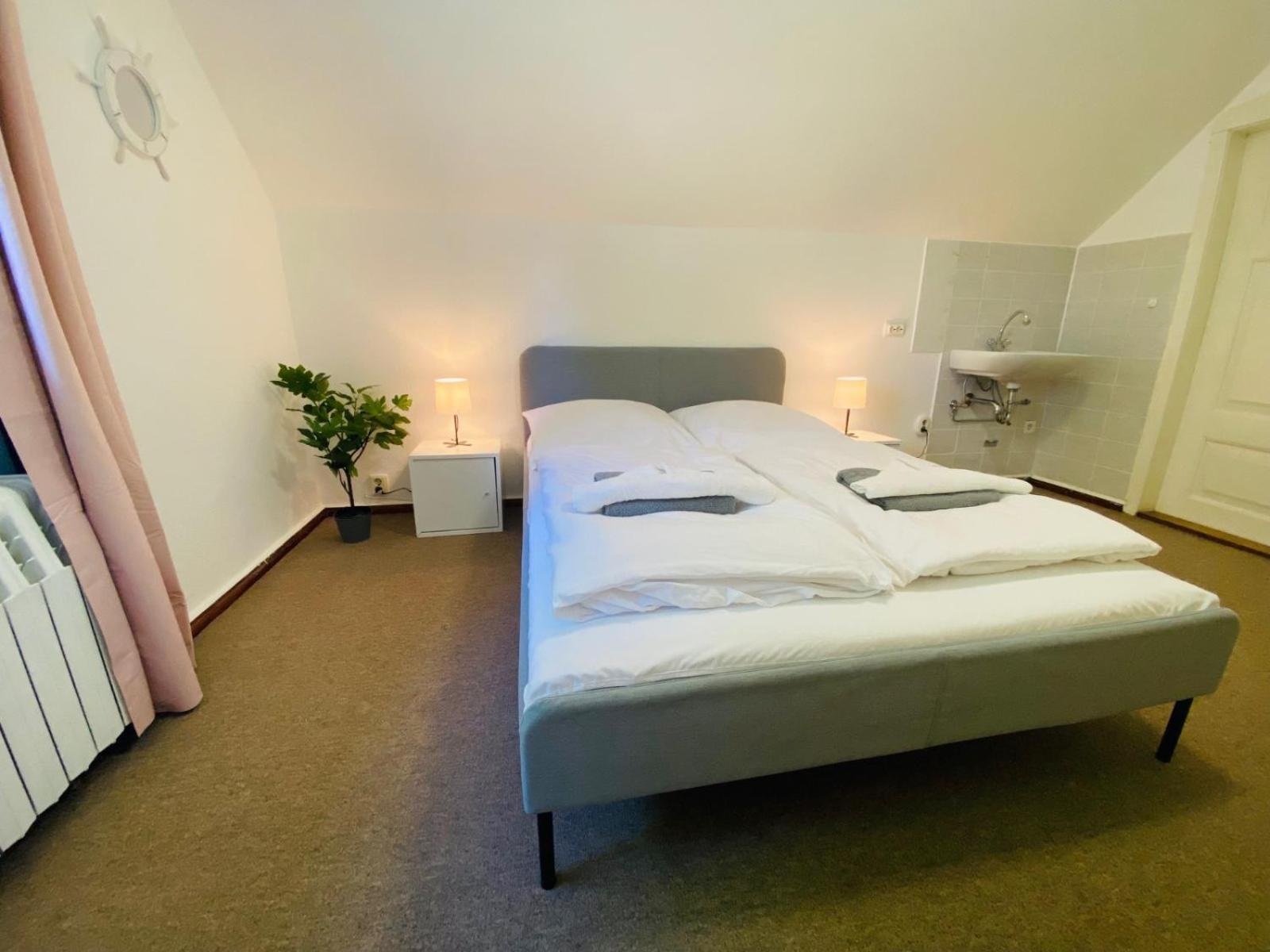 Ostsee-Landhaus Maehl In Prerow Mit Sauna Und Kamin Auch Fuer Gruppen Exterior photo